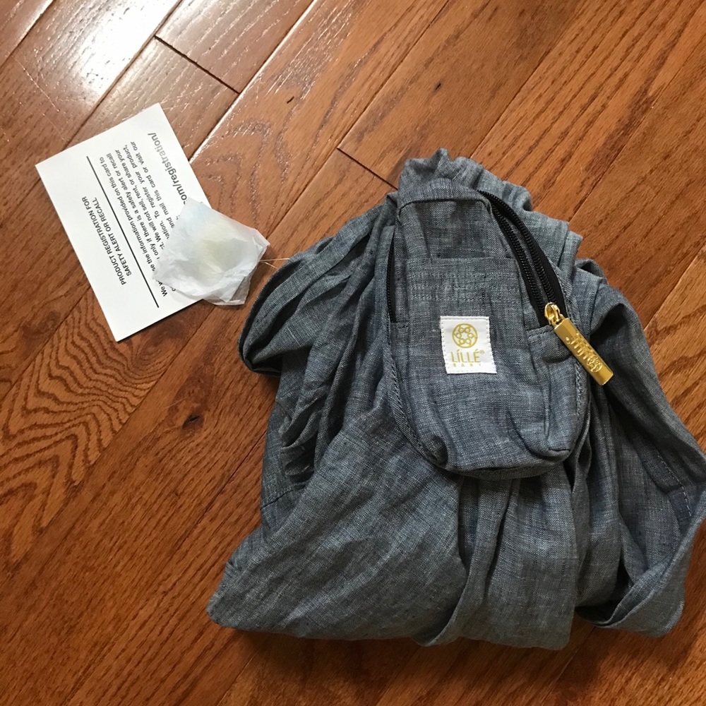 NWT Lillebaby Ring Sling